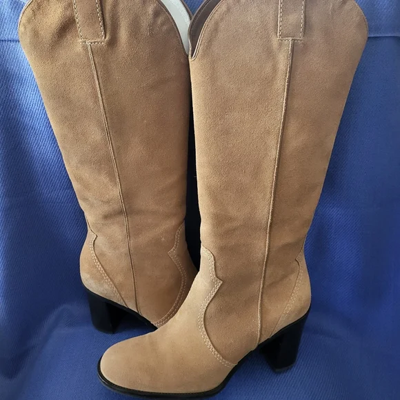 Franco Sarto, women's suede western boots size 8.5 m. - Picture 2 of 11